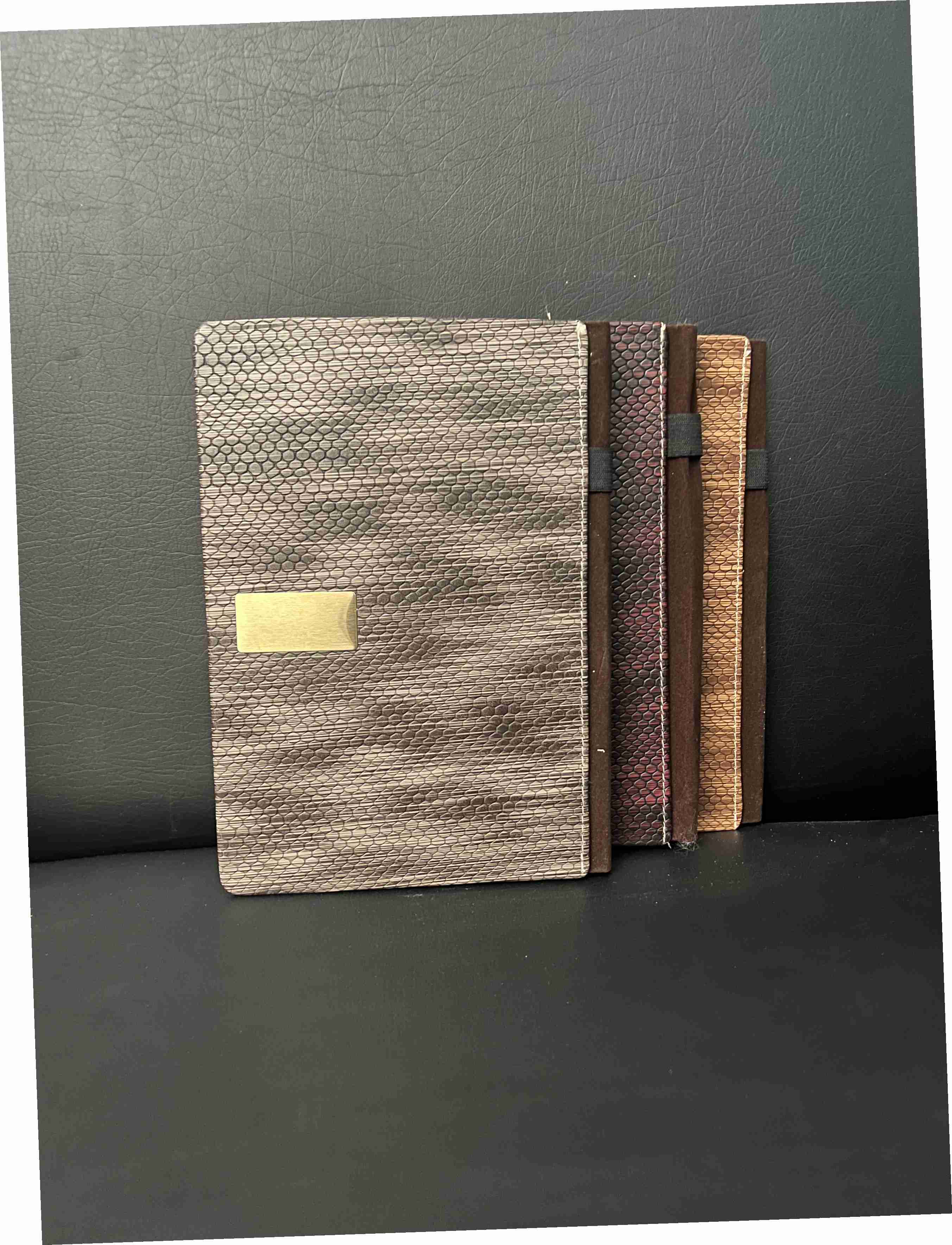 سالنامه لوکس